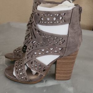 Chic Taupe Suede Cutout Block Heel Sandals